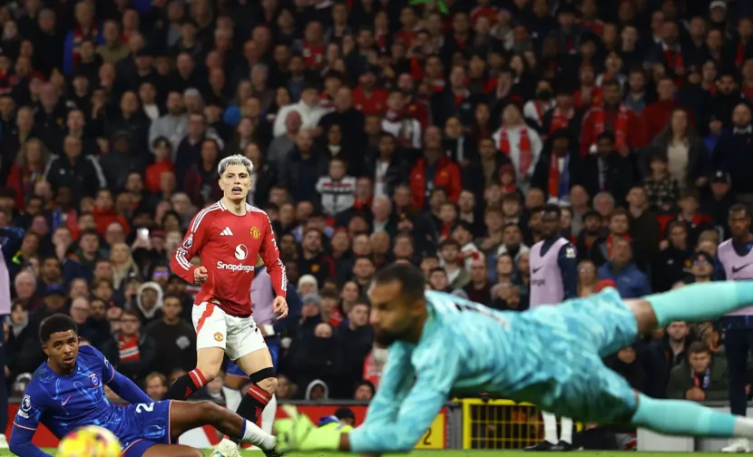 Chelsea's Control and United's Resilience