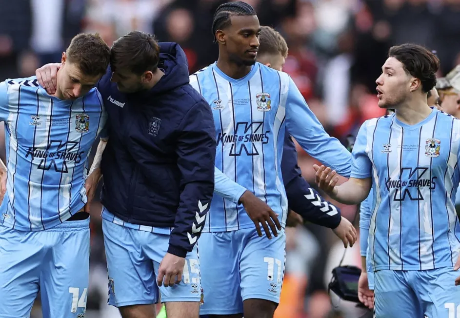 Defensive Solidity and Collective Work Rate