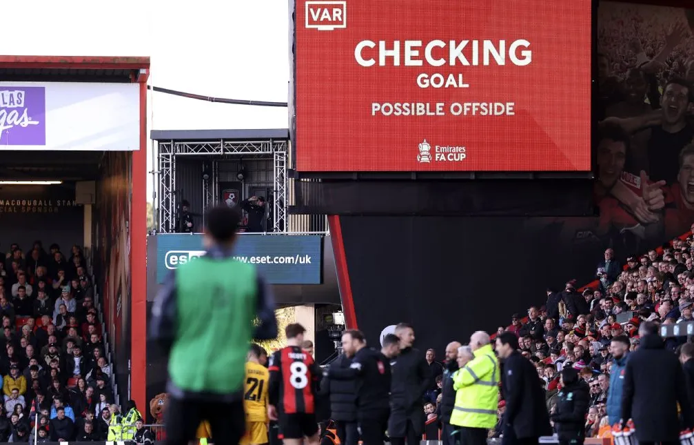 VAR